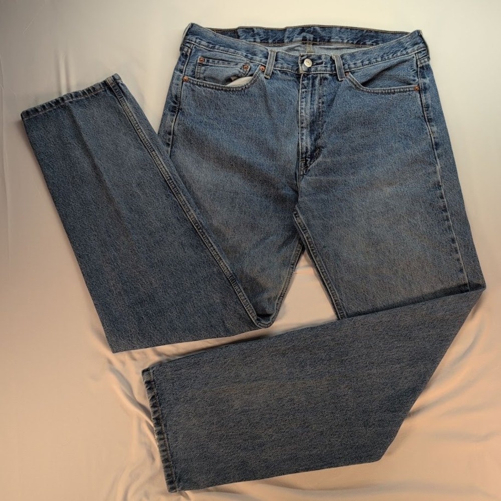 Levis 505 Regular Fit Straight Leg Jeans Mens 38x34 Medium Wash Blue Denim